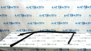 Front right windshield seal for BMW 7 Series G11 G12 16-22
