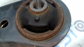 Lower front right arm Toyota Rav4 19 - rusty, cracked silent block