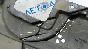 Rear left underbody protection for BMW 7 G11 G12 16-22, tears, dented fastening, missing fragment