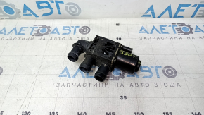 BMW 5 G30 17-23 heater valve chip breakage