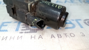 BMW 5 G30 17-23 heater valve chip breakage