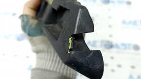 The rear bumper mount, left outer, Ford Fusion mk5 19-20, is broken.