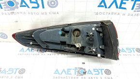 Ford Fusion mk5 17-20 right outer fender light is worn.