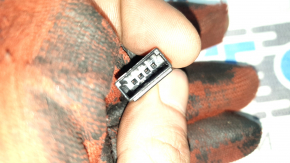 Audi Q5 80A 18-20 steering wheel control buttons for heated steering wheel, broken mount