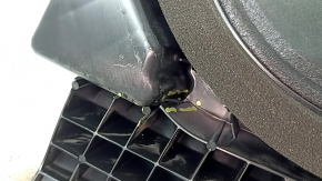 Subaru Forester 25-26 subwoofer cracked