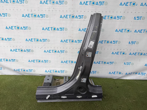 The central left pillar of the Alfa Romeo Giulia 17-24 has been cut off.