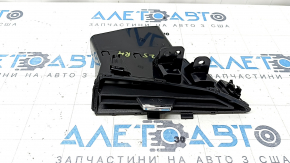Subaru Forester 25-26 right center front panel air duct deflector
