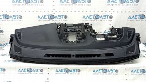Subaru Forester 25-26 black dashboard with airbag