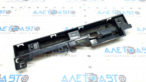 Right threshold bracket, middle part, BMW 3 F30 12-18, broken fastening
