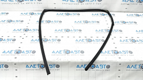 Rear right window seal for Subaru Forester 25-26