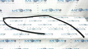 Front left window seal for Subaru Forester 25-26