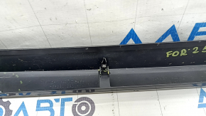 Subaru Forester 25-26 trunk door molding broken fasteners
