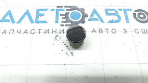 Light sensor in the dashboard of a Subaru Forester 2025-26