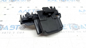 Positive terminal of Audi Q5 80A 18-23 with fuses and squib, without cover, broken guide