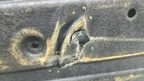 Subaru Forester 25-26 right underbody protection, tears