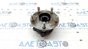 Rear left hub Subaru Forester 25-26