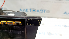 The left charging port housing of the Audi E-Tron 19-23 is bare, without a charging pattern on the key, the key does not press, the axle bushing is broken