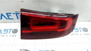 The inner tailgate light on the left Mercedes X247 GLB 20-26 LED has a broken mount.