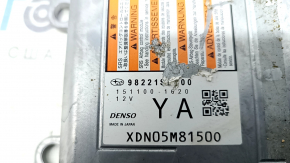 Subaru Forester 25-26 SRS airbag computer module
