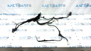 Subaru Forester 25-26 Battery Wiring