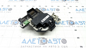 Positive terminal for Mercedes X247 GLB 20-26 with distribution plate