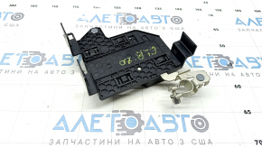Positive terminal for Mercedes X247 GLB 20-26 with distribution plate
