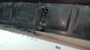 Ford Explorer 20-25 rear bumper upper trim scratches, broken fasteners