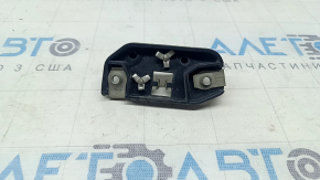 The right front bumper mount for a Ford Explorer 20-25 is broken.