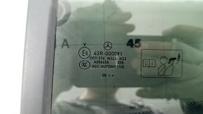Mercedes X247 GLB 20-26 rear left triangle door glass tinted