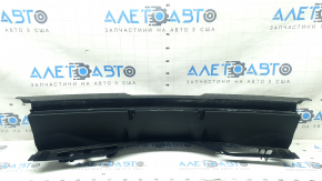 Ford Explorer 20-25 trunk opening trim scratches