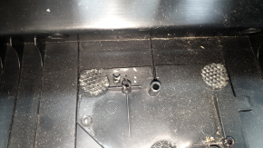 Ford Explorer 20-25 trunk opening trim scratches