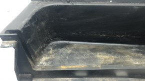 Left Ford Explorer 20-25 trunk pocket scratched, needs cleaning
