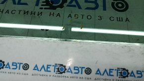 Mercedes X247 GLB 20-26 front left door glass scratches
