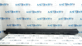 Left threshold for Mercedes X247 GLB 20-26