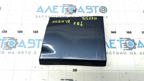 Volvo XC60 18-26 front right lower fender trim, blue, cracks in the mount