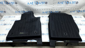 Set of black rubber floor mats for Ford Explorer 20-22