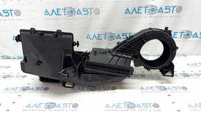 The bare heater housing of the Mercedes X247 GLB 20-26 without the evaporator.