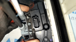 Front left door lock Ford Escape MK4 23- complete with mechanism and guide, keyless