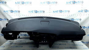 Ford Explorer 20-25 black, scratched dashboard with airbag