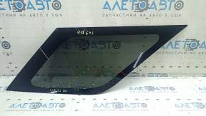 Rear right window glass, blind, Ford Explorer 20-25 tinted, scratches on the glass