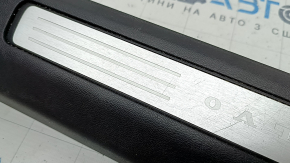Volvo XC60 18-26 black front right door sill with chrome insert, scratches