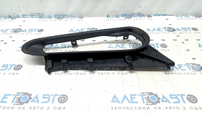 Volvo XC60 18-26 heater air intake upper part