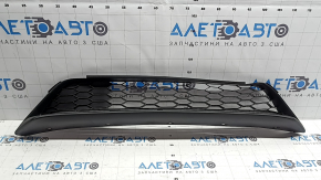 Lower grille of the front bumper Honda Accord 16-17 rest.