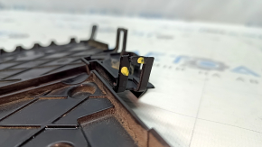 Volvo XC60 18-26 battery distribution plate broken fasteners