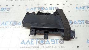 Volvo XC60 18-26 battery distribution plate broken fasteners