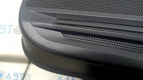 Black front right door panel for a VW Tiguan 18-20, with a buzzer, black fabric armrest, fabric insert, black chrome insert, with a handle, scratches, peeling handle cover, needs cleaning, dent