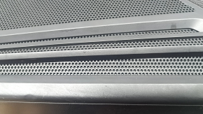 Black front right door panel for a VW Tiguan 18-20, with a buzzer, black fabric armrest, fabric insert, black chrome insert, with a handle, scratches, peeling handle cover, needs cleaning, dent