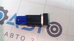 Hazard warning button for the VW Tiguan 18-18