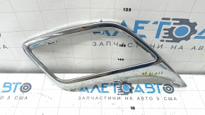 Right muffler frame VW Tiguan 18-21 chrome, swollen chrome, scratch