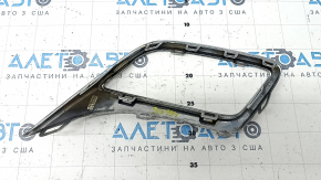 Right muffler frame VW Tiguan 18-21 chrome, swollen chrome, scratch